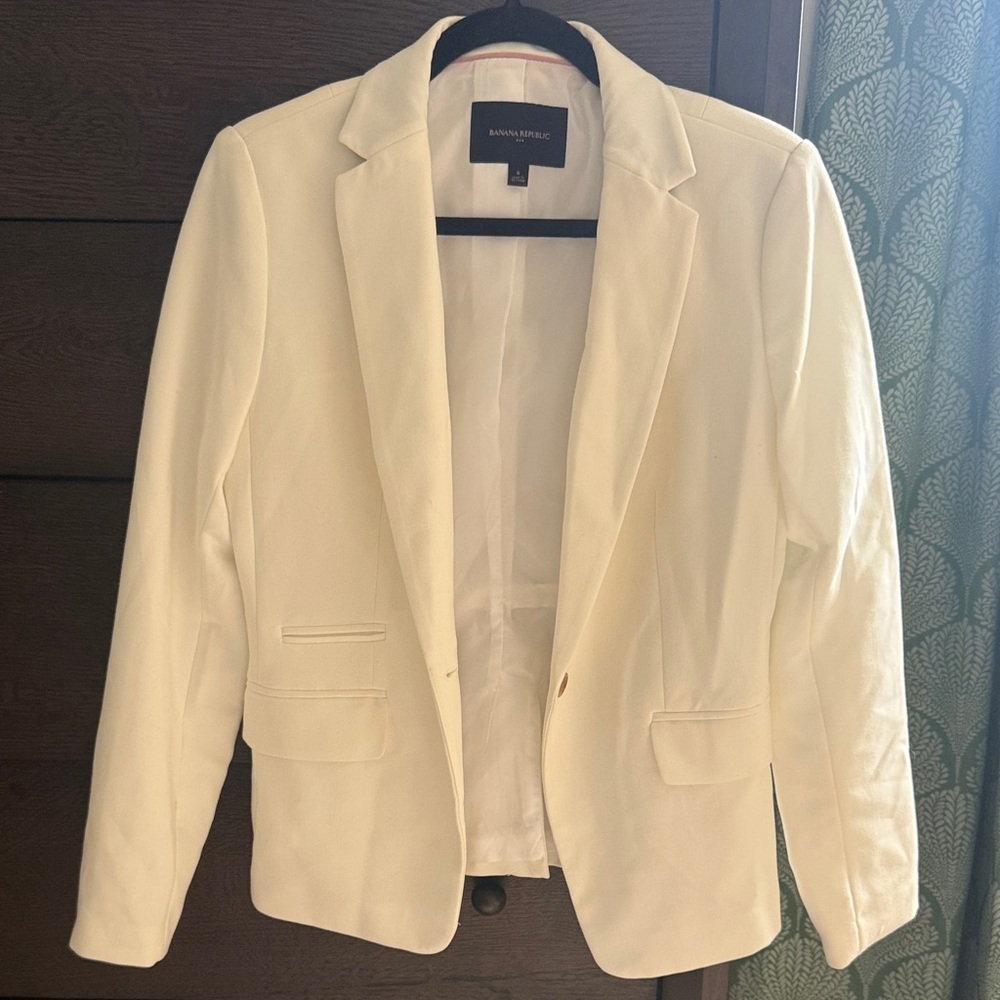 Banana Republic Ivory Tailored Single-Button Blazer